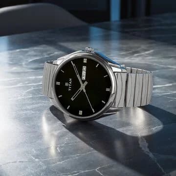 Titan Classic Everyday Quartz Watch