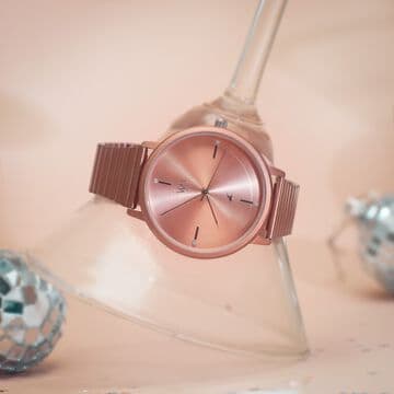 Vyb Bliss Quartz Analog Steel Watch